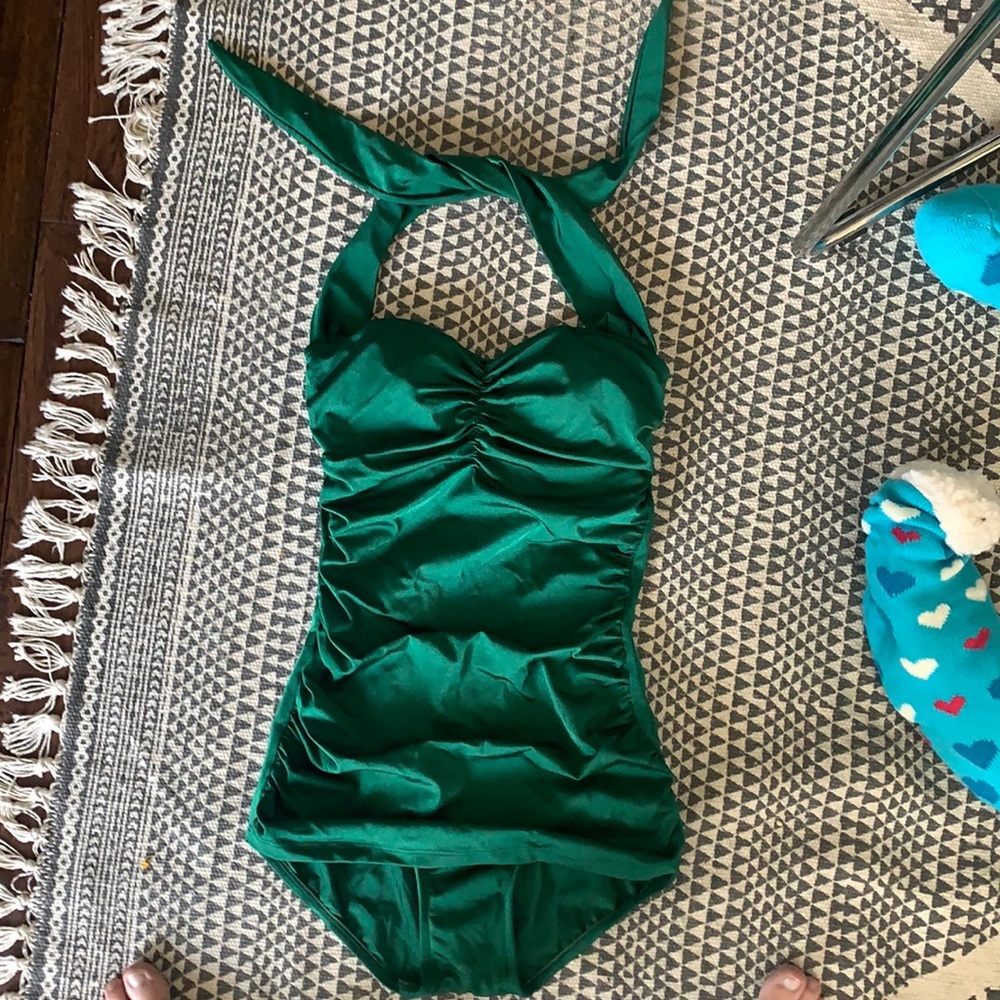 Emerald Bathing Suit! 💎